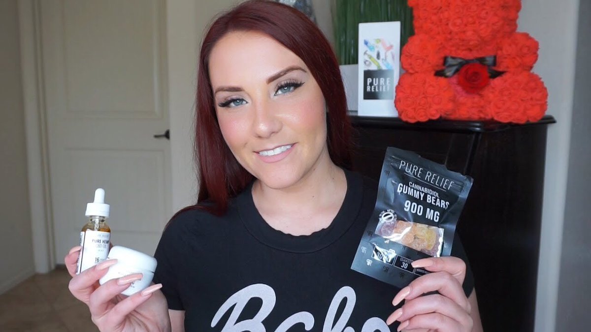 Aubrey_red_'s tweet photo. Tried CBD for the first time π Watch full video: https://t.co/Cx8pzAHvoL #CBD #Cannibidiol #PureRelief https://t.co/A4HMknjXfm