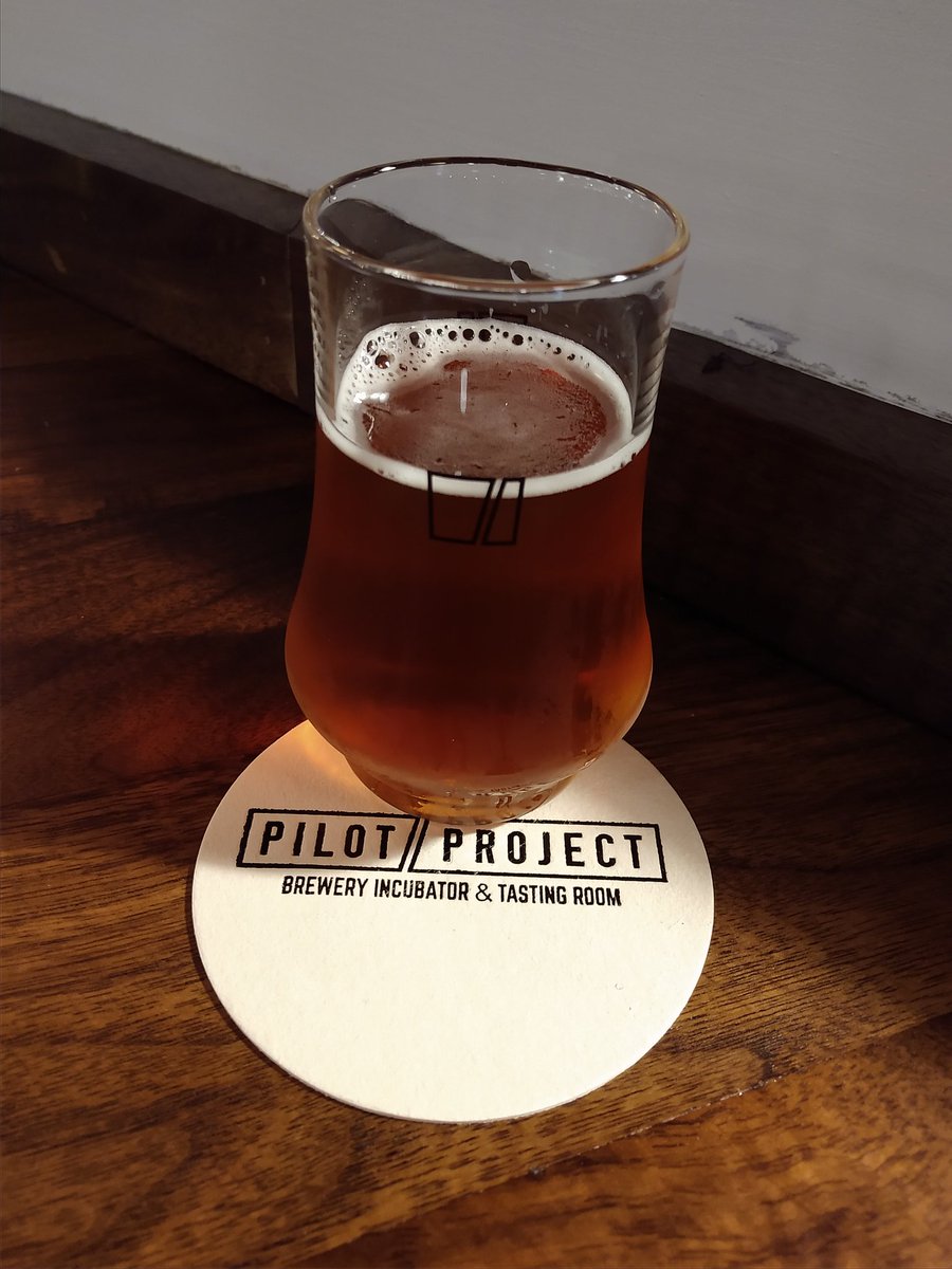 bestraveler's tweet image. I had @RaviniaBrewing at @IllinoisBeer #FridayNightFlights yesterday (excellent), then @MiddleBrowBeer right afterwards &amp;amp; had their Sour(top notch sour!), then #PilotProjectBrewing = blew me away. Yes, that&apos;s a #cookieflight from Mindy Segal! #CraftBeer #Chicago #DrinkIllinois