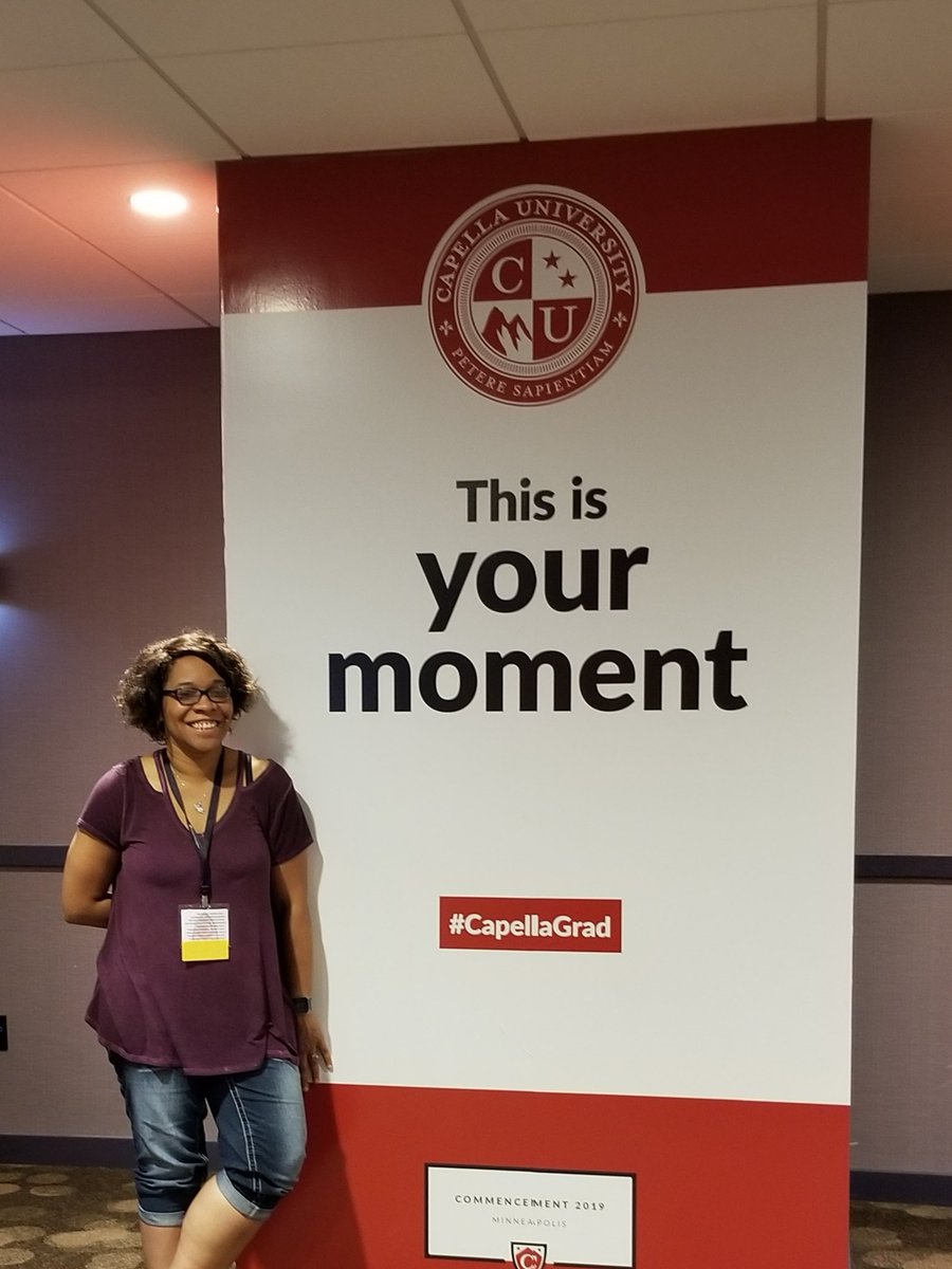 lefowler74's tweet photo. #capellagrad https://t.co/Wws3HTqsGg