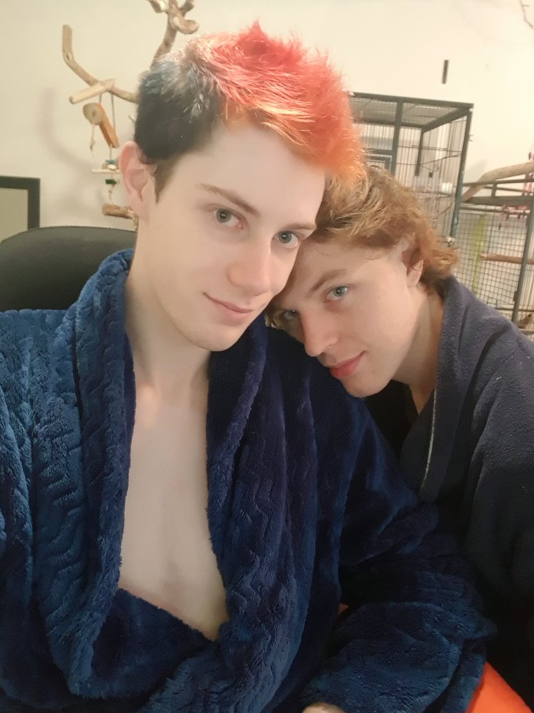 Ryan_Chameleon's tweet image. We'll be online and ready to have some fun in just 1.5 hours! See you then 😘😘
chaturbate.com/sexychameleon
@chaturbate