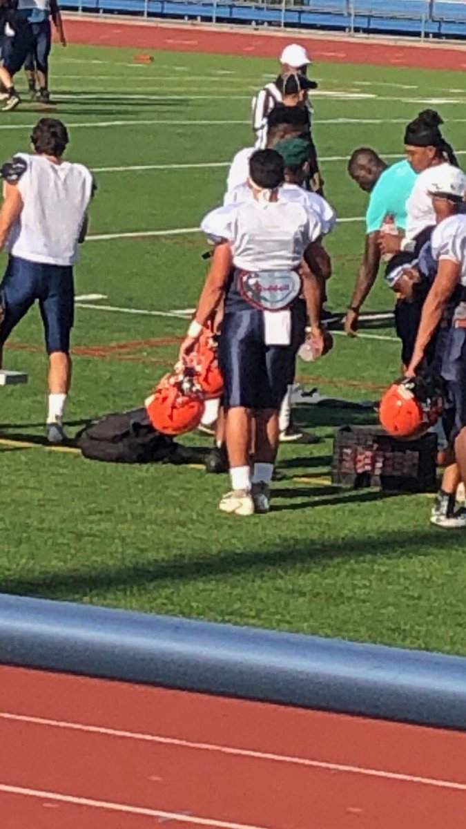 vdigiovanniv's tweet photo. My son followed his dream and I’m so proud of him. NCC Lions Football ❤️ https://t.co/IE5lN8Bngr