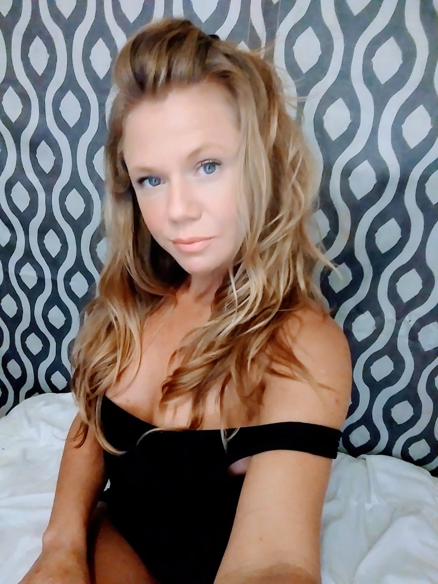 NextMrs's tweet image. follow me on rich men findom website $kin hepays.com/Lacybaby #paypig #findom #btc #ripple #xrp #kin #eth #ethereum #bitcoin via @hepays