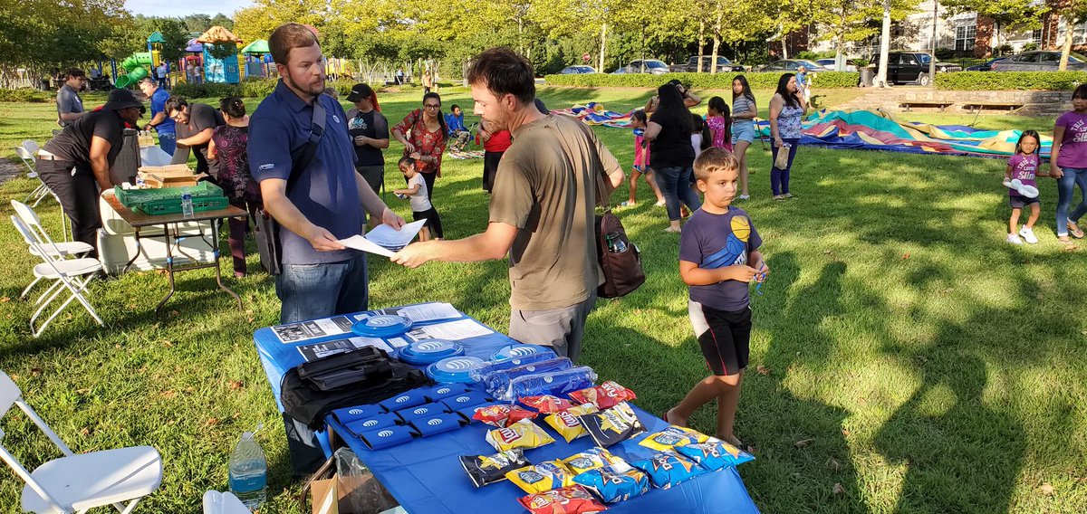 Come join the DTC team this evening at Hadley's park, for an outdoor screening of Aquaman. Plenty of prizes, giveaways, and bill reviews await! #winlocal <a href="/elthonmunoz/">Elthon Munoz</a> <a href="/JakeAraghi/">Jake Araghi</a> <a href="/McPeakJoe/">Joe McPeak</a> @ATTPortablesEVD @MASWreckingCrew <a href="/Ciara_Wills/">cwills</a> <a href="/404girl/">Betsy Francis</a> <a href="/attportablesVAE/">kyle stephens</a> <a href="/attportablesVAE/">kyle stephens</a>