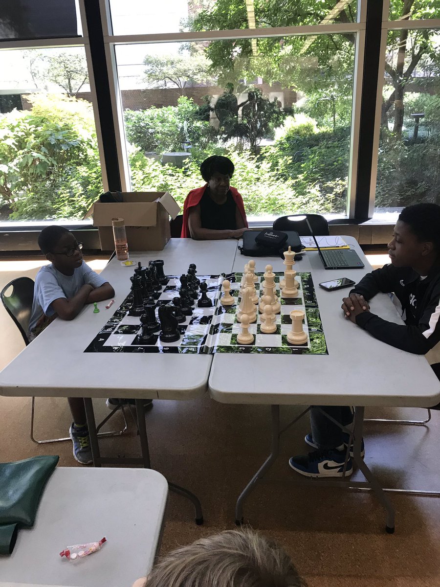SuccessViaChess's tweet photo. Great success 😉 2day collaborating alongside our gracious hosts of @cincylibrary...We had participants of all ages &amp; playing calibers ☺️ #SuccessViaChess #ChessForSuccess #InspiringViaChess #MakingMovesForSuccess #SuccessOneMoveAtATime https://t.co/6UWjzBi9kD