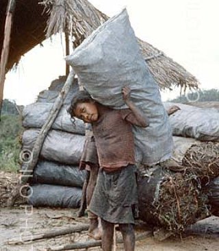 GedionProgram's tweet photo. #GEP 
#StopChildLabour
GEP fights child labour by supporting child education.The term “child labour” is often defined as work that deprives children of their childhood, their potential, harmful physically &amp; mentally, , socially or morally dangerous &amp; depriving them of school. https://t.co/ZglS5lfUHp