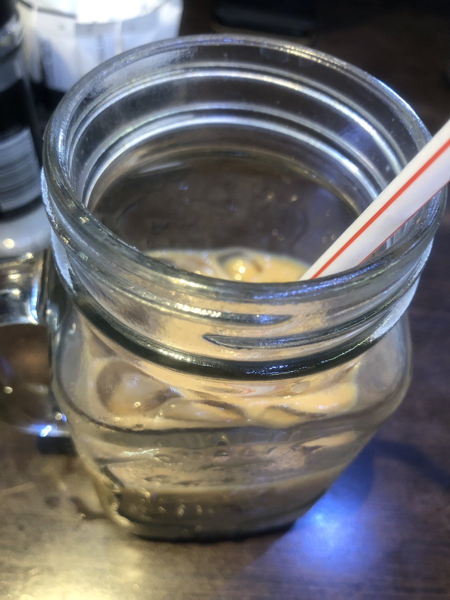 Indie cafe on Uxbridge Rd with lovely cakes &amp; quiche #coldpress #hotday #coffeehypeldn #cafelattecold #refreshing #BankHolidayWeekend #sunny Shepherd’s Bush