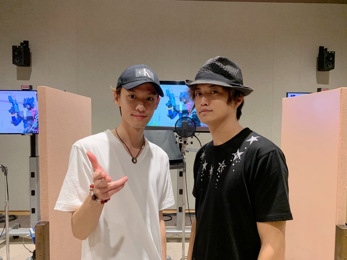 青二プロダクション 公式 戸谷公人 テレビ朝日 仮面ライダージオウ 第49話 8月25日 日 9 00 9 30 T Co Islezhmazo いよいよ本日が最終回 戸谷公人が 海東大樹 仮面ライダーディエンド役で出演させて頂きます 井上正大さんとの