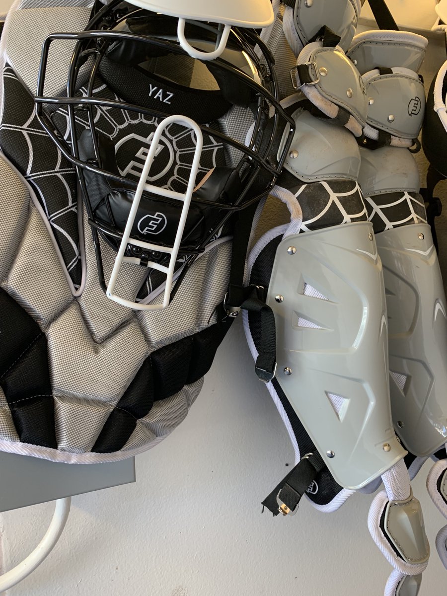 Force3ProGear's tweet photo. Check out the Force3 Gear
@YazmanianDVL08 is rockin’ for #PlayersWeekend!

🔥 @Force3ProGear🔥

#WhiteOut
@Brewers
#ARIvsMIL
@MLB @MLB_PLAYERS #DEFENDerofTHEDOME 
#DefenderRevolution https://t.co/PUT9dxulWB
