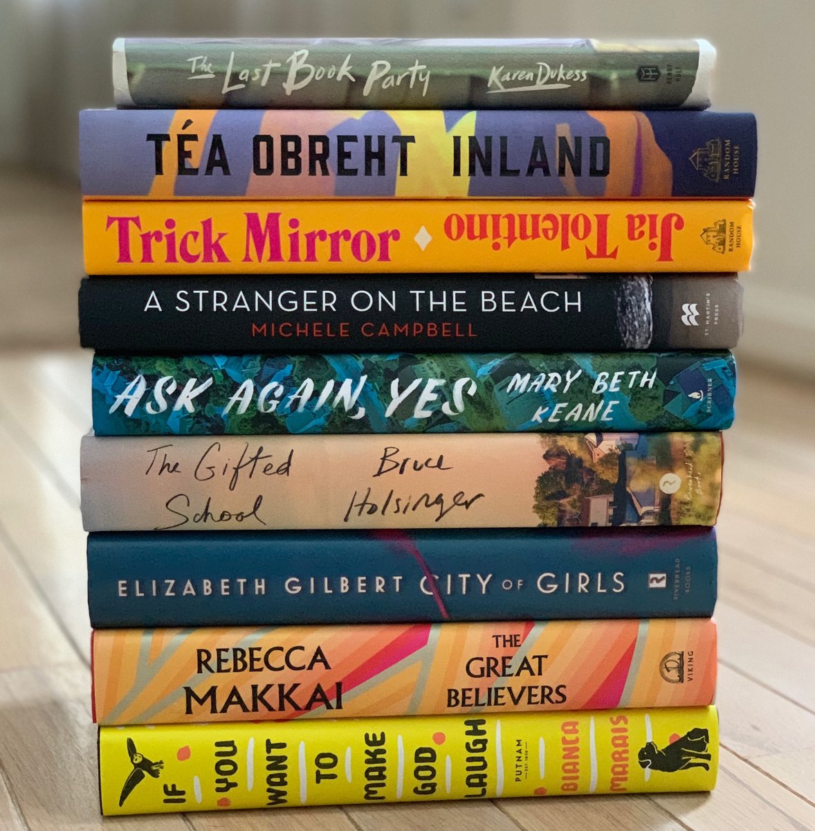 KUYHBookClub's tweet photo. Summer ‘19 is winding down and boy have we had  some great book releases!  I’ve read IF YOU WANT TO MAKE GOD LAUGH, THE GREAT BELIEVERS, CITY OF GIRLS AND THE GIFTED SCHOOL and loved them all! 

What was your favorite summer read?🤸🏽‍♂️📖☀️
⁣#kuyh #kickupyourheels #summerreading https://t.co/fZVFFRHdSr