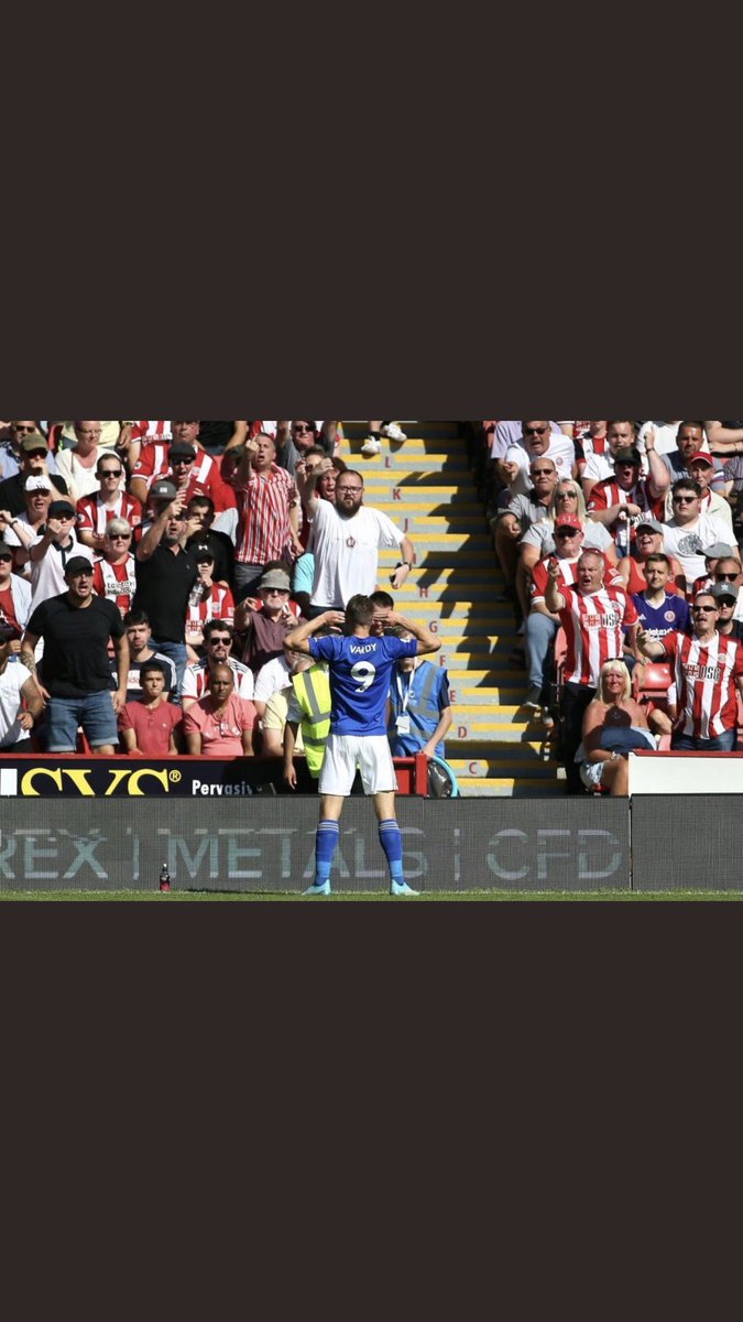 BoringUFC's tweet image. Never knew @jackwhitehall was a Sheffield United fan?!