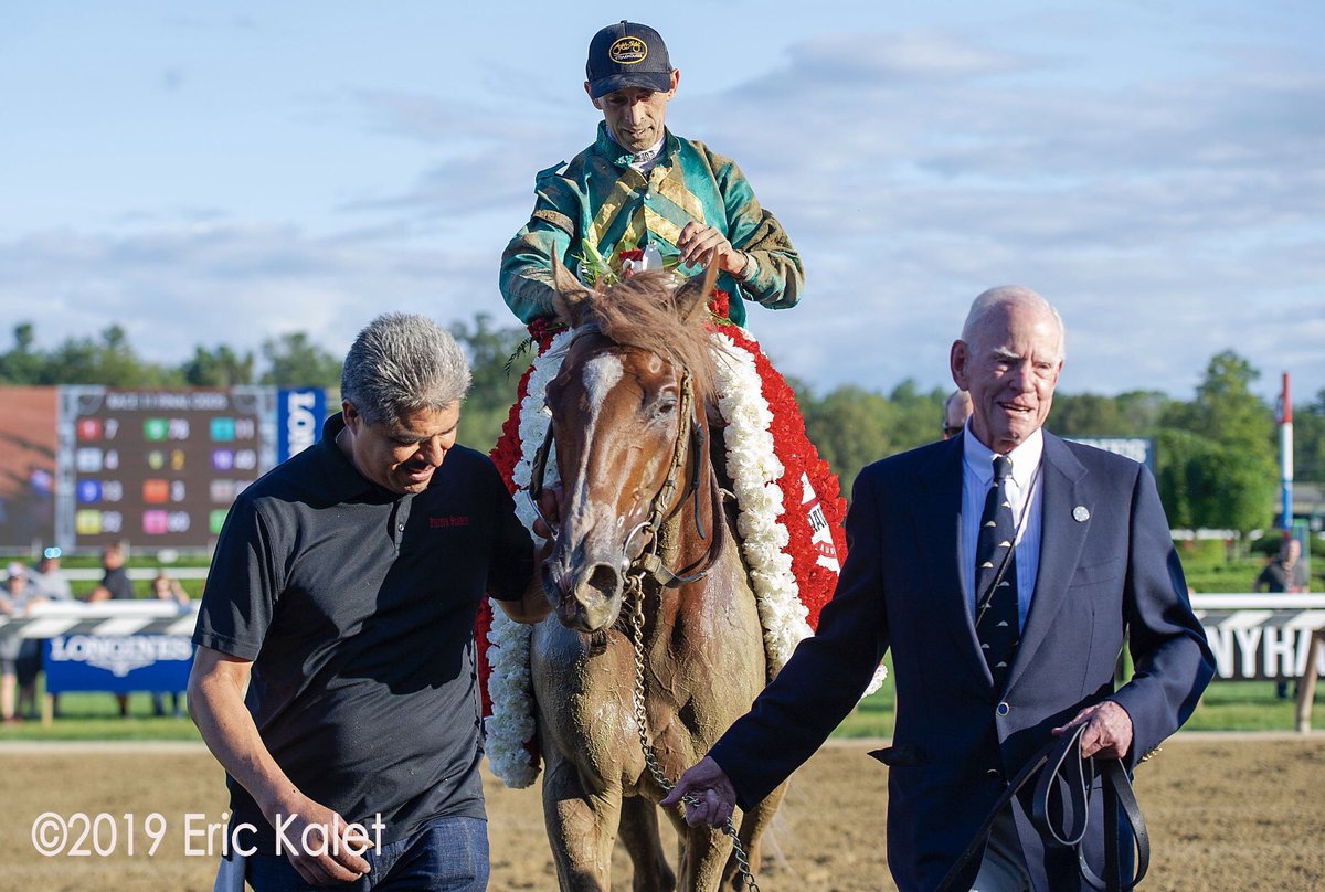 LOVE seeing <a href="/LanesEndFarms/">Lane's End</a> Mr. Farish win the big ones on the big days. He is a titan of our entire industry and deserves every success. #chevrons 💚💛
