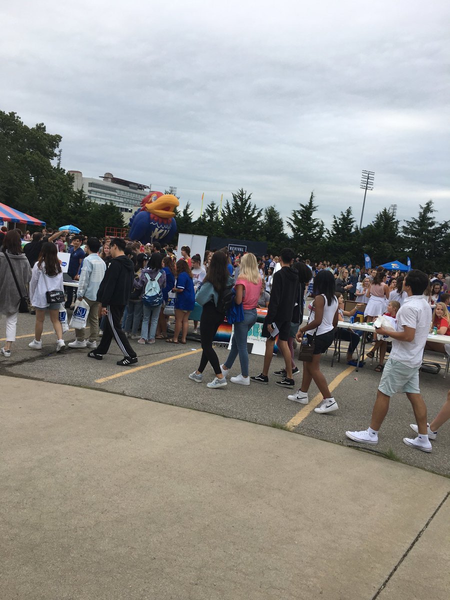 JaneATuttle's tweet image. At HawkFest sponsored by ⁦@KU_SILC⁩  180 student organizations here and lots of swag.  #HawkWeek