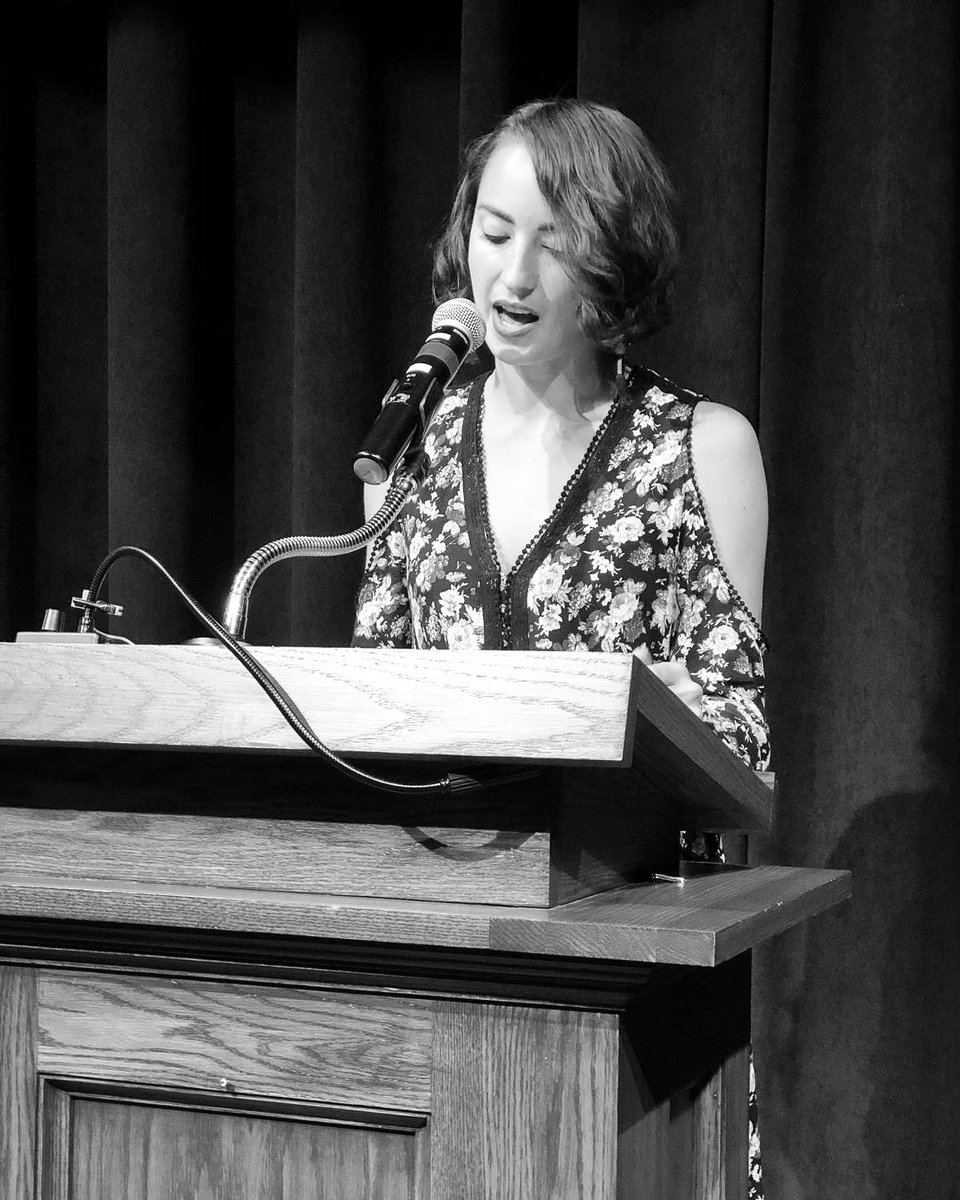 GabrielleBates's tweet image. What a beautiful blur. Thank you, Bread Loaf 🖤 #blwc19