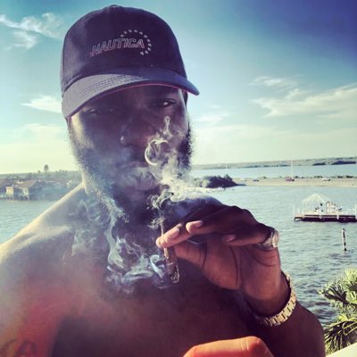 mudafuckajones's tweet photo. #NewProfilePic https://t.co/qI6kk9CEKn