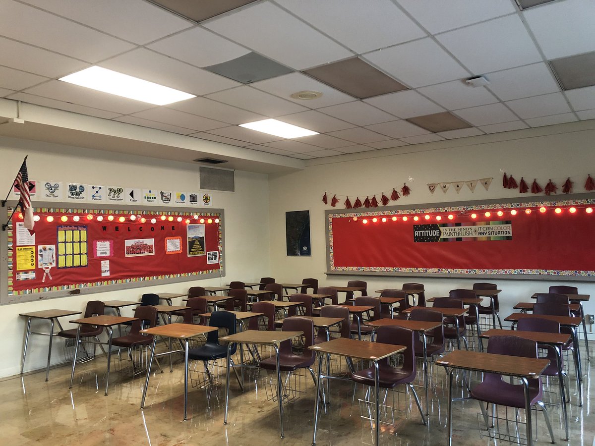 IordankaGarison's tweet photo. Ready for the new school year! Thank you everyone who helped me with my classroom! #TexanPride https://t.co/2c93sF8HiA