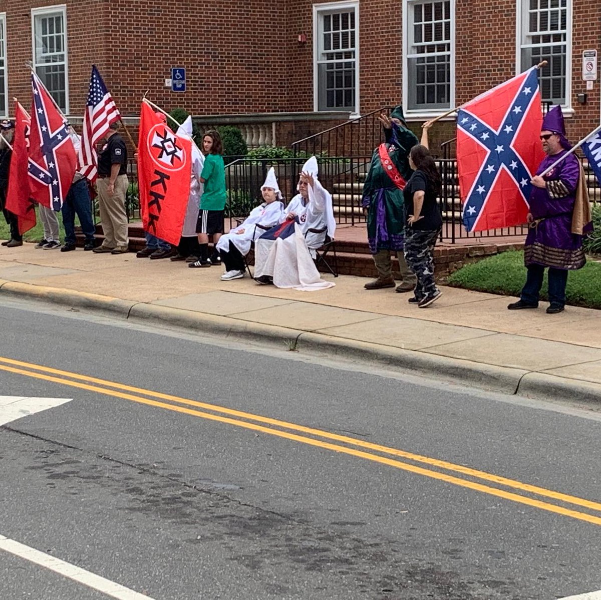 TakeBackFL's tweet image. We need to put an end to the madness.  

We need to call in The Marine.  We need to elect @McCreadyForNC

Donate: secure.actblue.com/donate/mccread…

Volunteer:
mobilize.us/mccreadyforcon…

#NC09