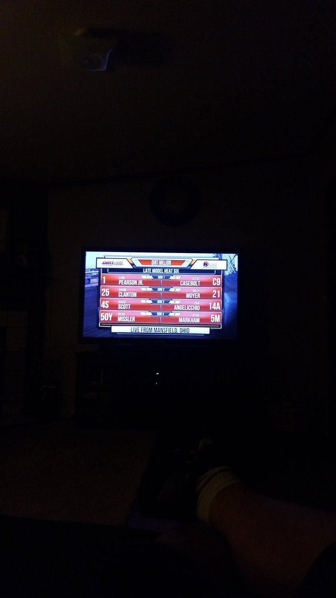 LateModel60's tweet image. #LucasDirt #OurDirtMillion 
Jim and Tammie Manka watching from Savannah Ga
@LateModel60
@BobbyPierce32 @BrandenYawn11 @EssexLucasOil @msrmafia