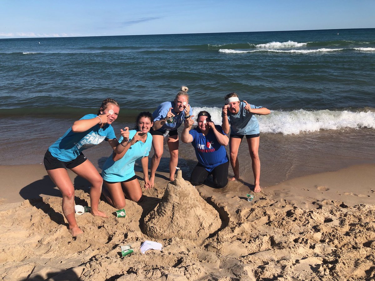 CoachMWright3's tweet photo. The #DuneChallenge was a success and a great start to #Team38. One of my favorite #VUSB traditions. ๐ https://t.co/clV0qEhNiZ