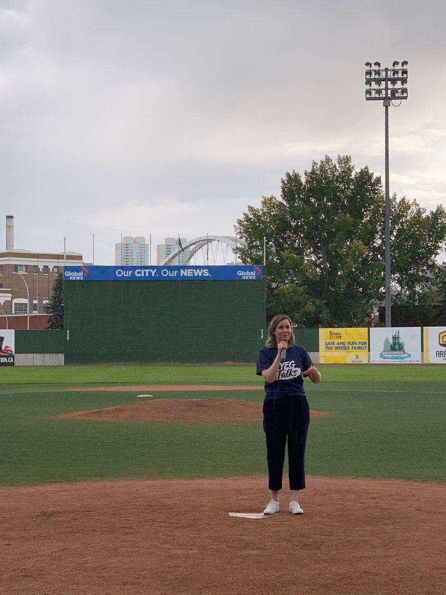 sjlhamilton's tweet photo. I got to throw out the first pitch at the @yegtalks 24 Hour Slow-pitch Game for Mental Health at #RemaxField (stop by to cheer on a team!) Thanks for having me, and congrats to all the volunteers on a great event. #Yeg https://t.co/FAqiyOfohM