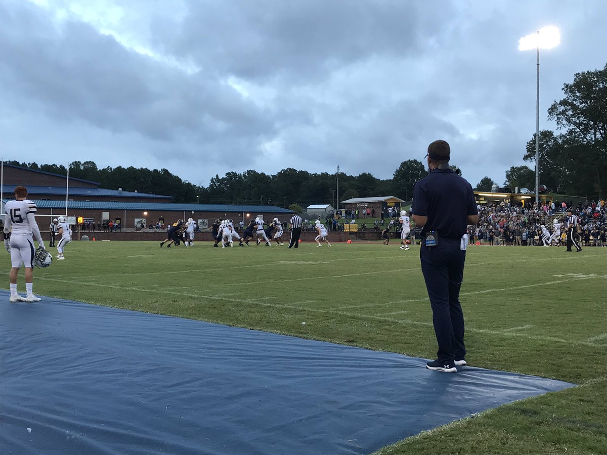 CHS_Cavs's tweet photo. Congratulations @CuttyFootball and @Coach_Kavy on 1st career Cavalier victory! #BeTheChange #GreatToBeACavalier #RiseAsOne https://t.co/CExbfTiRyk