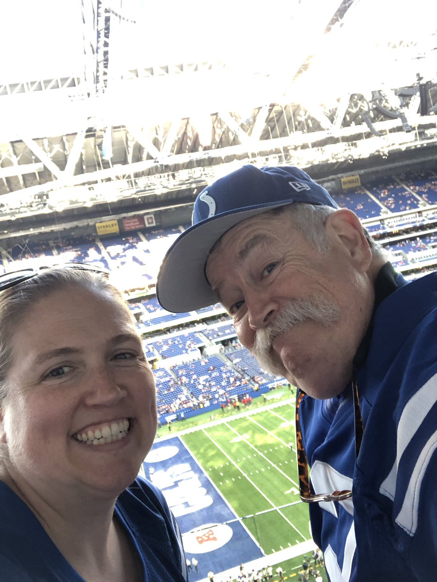 thefacsofhicks's tweet photo. Another year, another birthday with @Colts! Happy birthday dad! #CHIvsIND https://t.co/EFliyAhEvi