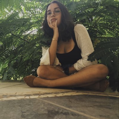 victoriaramosh's tweet photo. Relax🌿  #NewProfilePic https://t.co/NvJAx6EEwO