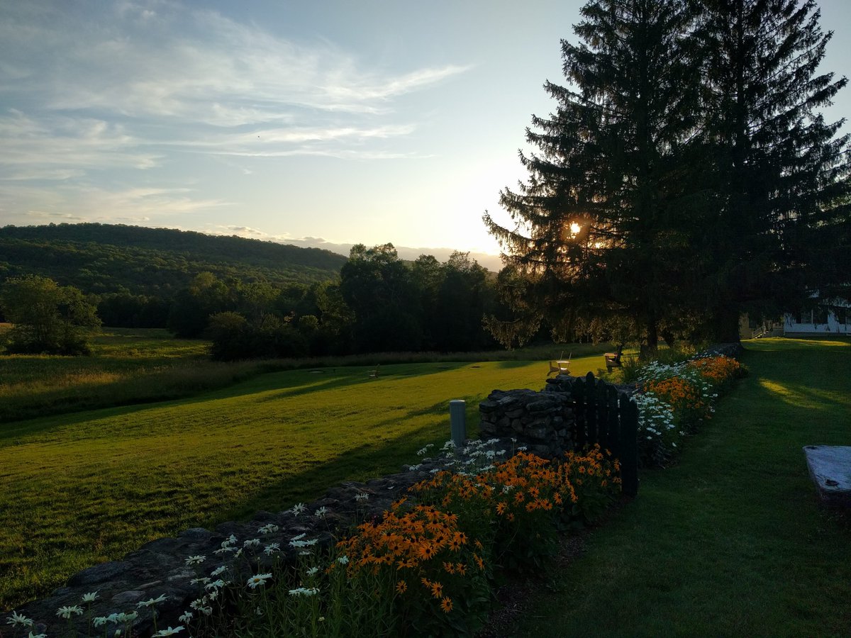 AustinTRoss's tweet image. Bread Loaf was far more amazing, on so many levels, than it had any right to be. Feeling very, very grateful tonight. #blwc19