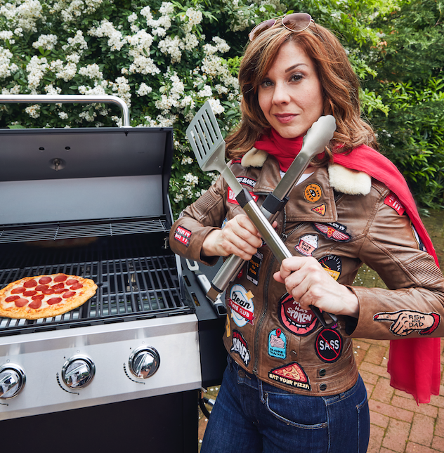 JustRayCarson2's tweet photo. Pizza is indeed life with red baron baroness. @redbaronpizza :) #redbaroness https://t.co/J34h9Cvady
