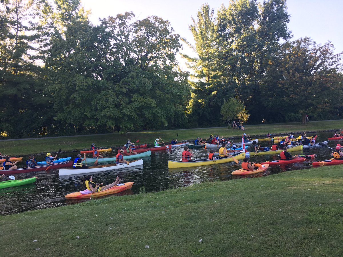 MissyToffee's tweet photo. What’s going on in #ptbo ?? #LockAndPaddle https://t.co/4aH1h2lEs8