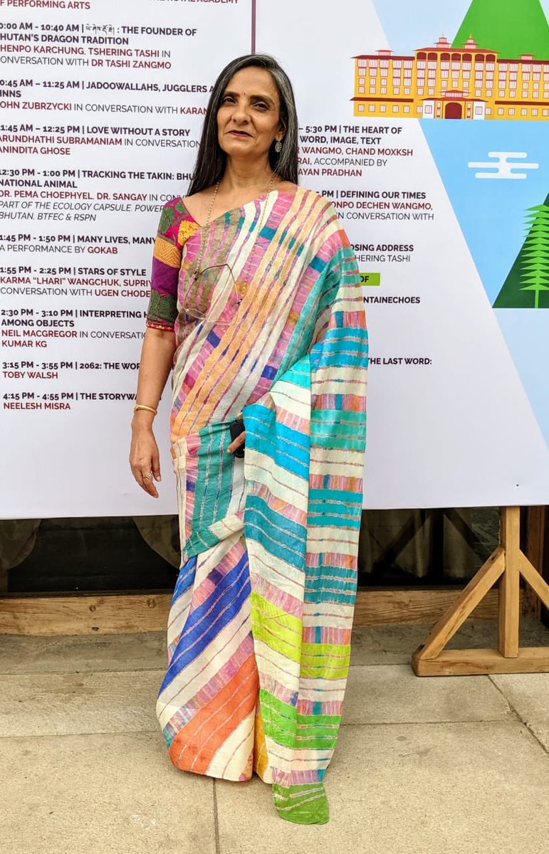 mountainechoes's tweet photo. She makes it all happen! 🙌🏽 Festival Producer @MitaKapur on the final day of the tenth edition of Mountain Echoes 🎈
.
.
#10yearsofmountainechoes #mountainechoes2019 #mountainechoes #mountainfestival #literaryfestival https://t.co/AJJ9nJ5QYX
