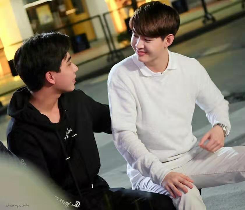 paopaoaini2018's tweet photo. @TutorHeart1 @WeLoveYThai only PerthSaint!!
🖤❤️🐯🐉
PS火箭大队🚀/ PS Rocket Force🚀
Cr.logo/owner
#PerthTanapon 
#Saint_sup https://t.co/r7JNvXG755