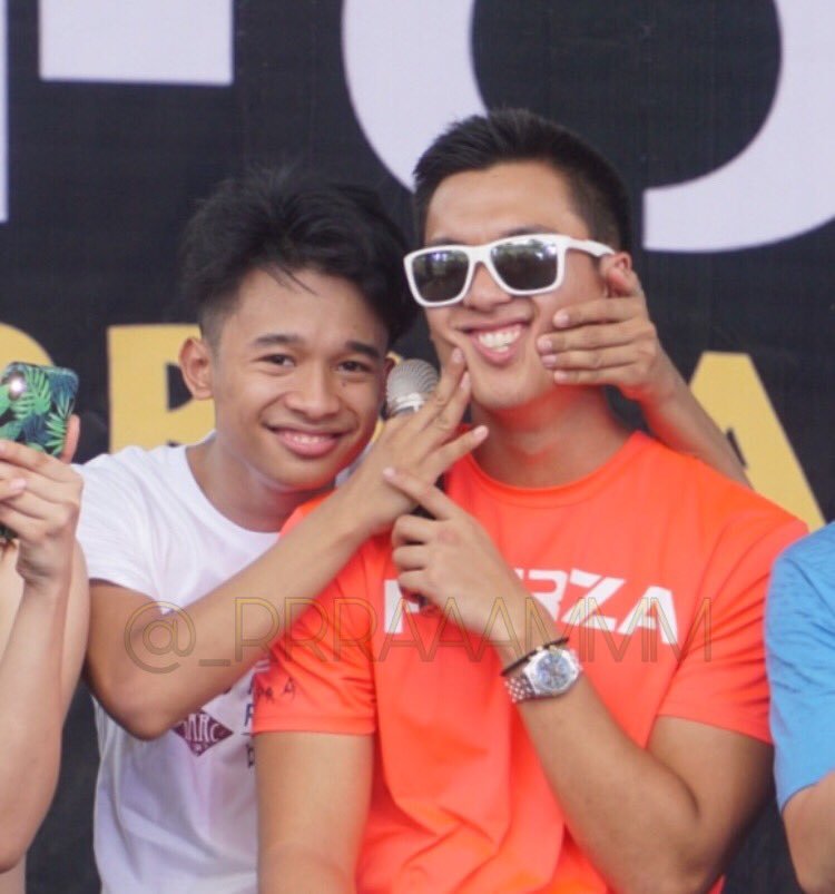 ginoine_kiara's tweet photo. Hahaha usto ko tlaga ang friendship ng dalawang 'to! Labyu both @iamginoroqueiv and @wealandferrer_ 
(ccto)

GinoRoque FORZArun https://t.co/A2lkcpCNit