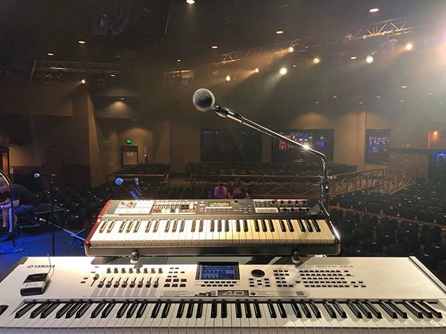 ericlevymusic's tweet photo. #NightRanger back in #Vegas tonight #BoulderStation https://t.co/RpGJg5IfsX