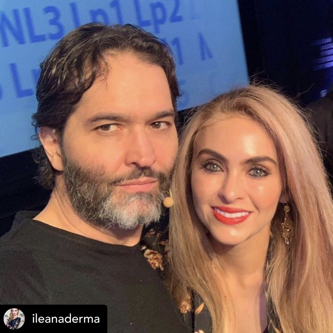 ileanaderma's tweet photo. Feliz y agradecida con @Allergan soy afortunada de estar con el mejor inyector del mundo @mauriciodemaio 🙌🏻😃🙌🏻 #CDMX. https://t.co/CRnnHQr25C