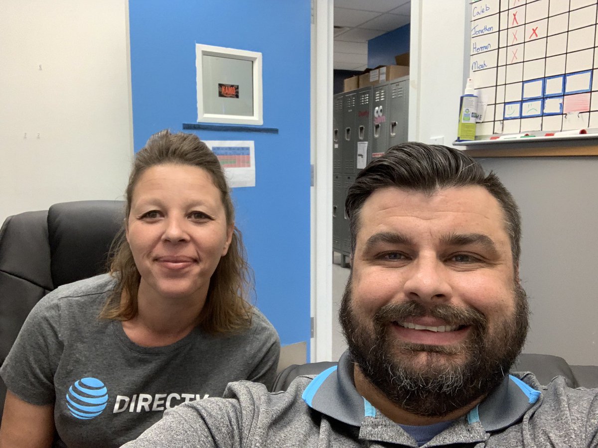 TimothyJCHerman's tweet image. Say Hello to Nicole, the newest addition to the AT&amp;amp;T family!! #KAMO #MoKanDo #JCMO @alysonwoodard @jc1087 @jennwade_ @TimothyJCHerman