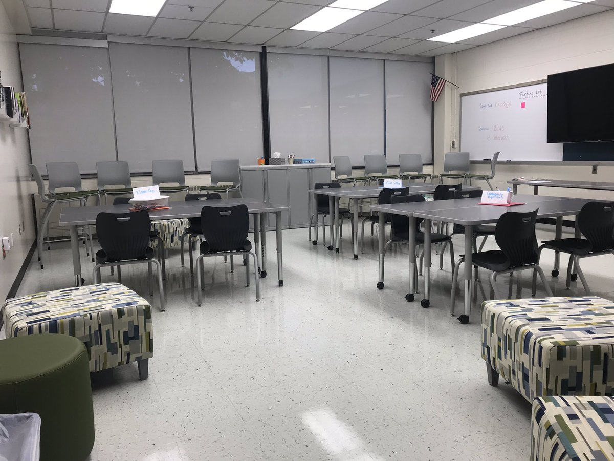 SRoss_LVHS_Prin's tweet image. #transformedspaces #flexibleseating @LVHS_official