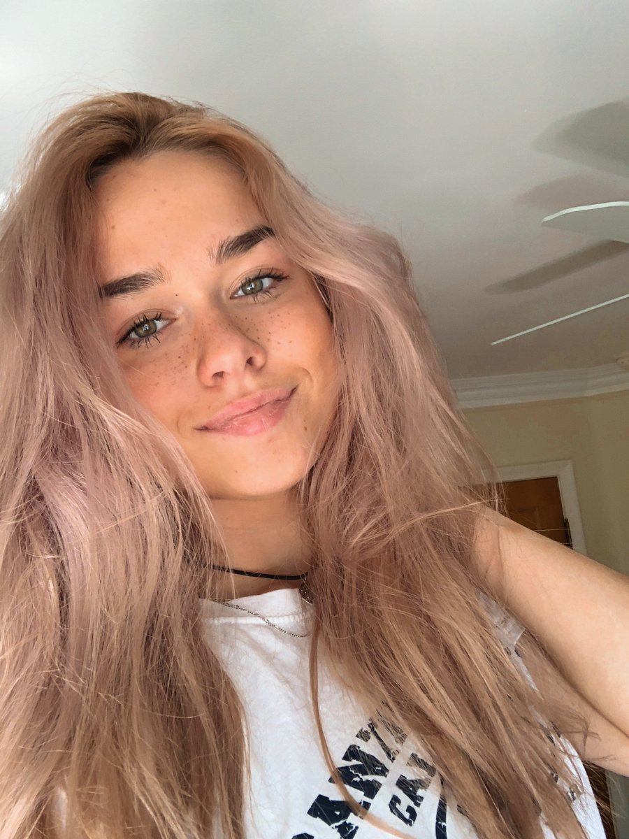 Kenna Bates (@kennabates9) on Twitter photo 