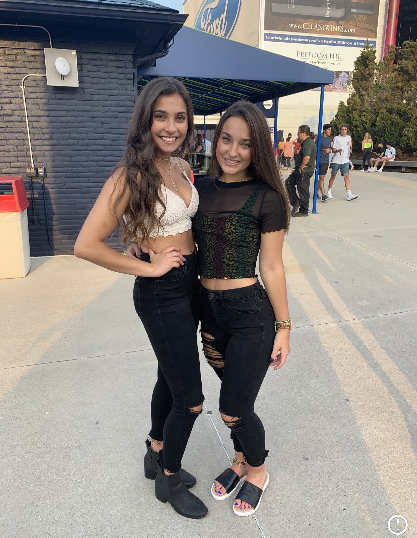 Happy birthday to my entire rock 💛💛😭 hope you had the best 18th ever u deserve the world! You are genuine, sweet &amp; my day 1 love u to the moon &amp; back! Go green <a href="/madigonzalez24/">Madi Gonzalez</a>
