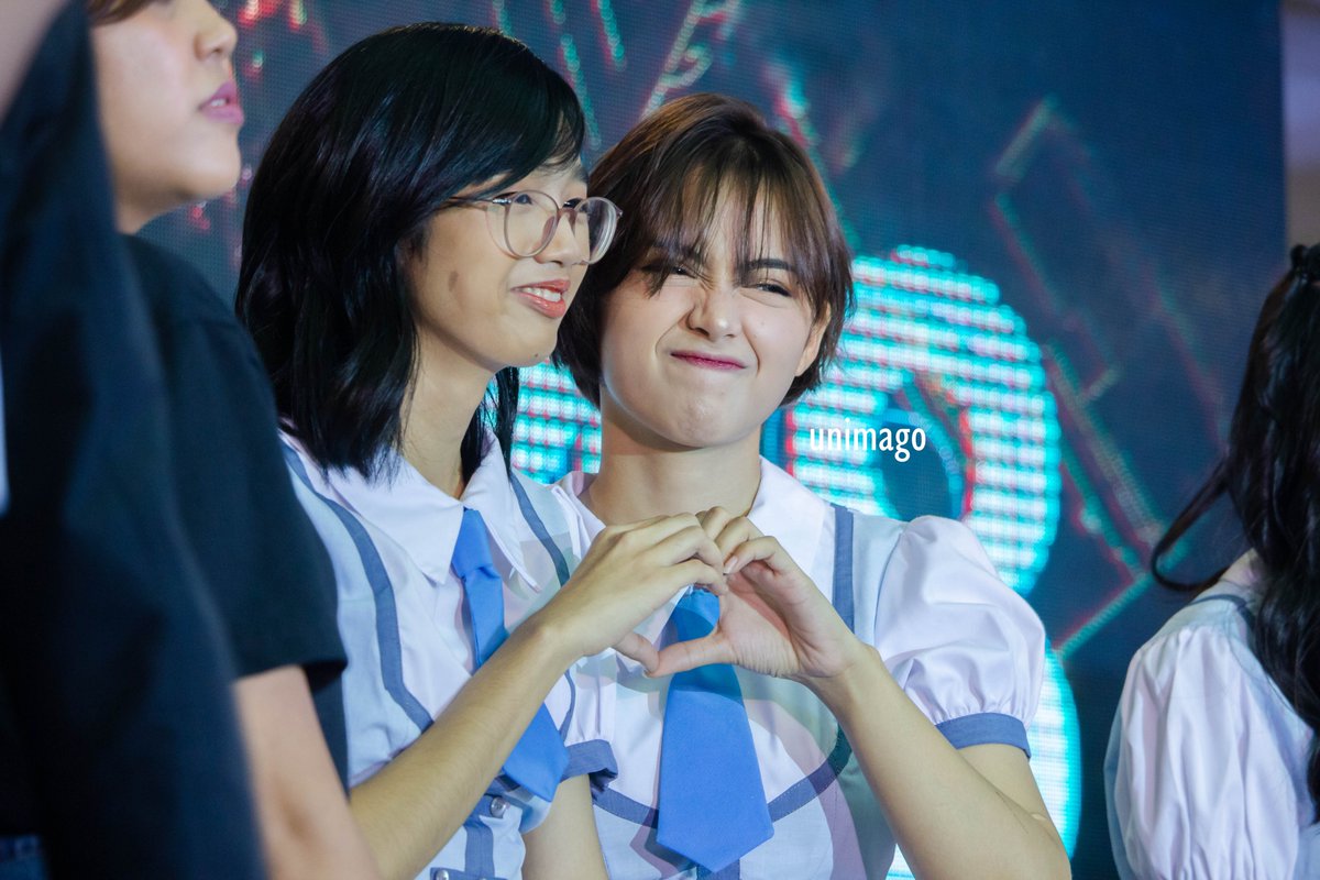 Yunimago_'s tweet photo. 082419 Lucky Chinatown Mall Show

ikaw parin talaga <3

#MNL48Gabb #MNL48Ash #MNL48 #UniGabb #CloudNiners #GAsh https://t.co/l0LUkscTBK