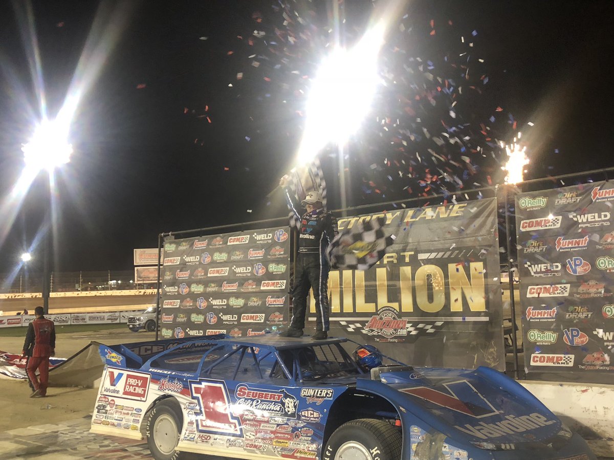 Rocket1_Racing's tweet photo. Add another one to the books!! The Rocket Shepp took the team to VL AGAIN in tonight’s @lucasdirt @DirtMillion #OurDirtMillion feature at @RaceMansfield in the @Valvoline #SeubertCalfRanches @Rocket_Chassis #XR1 !!! #XRWon #MakingHistory #OrderRocketToday🚀🚀🏁🏆💰 https://t.co/efaCVerPcH