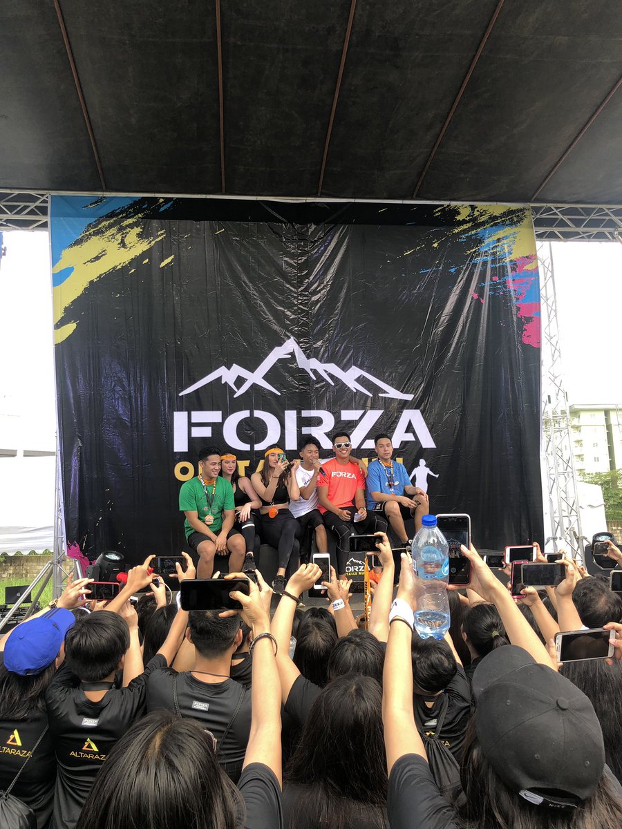 cheerfulkia_'s tweet photo. sila yung batch na gumagawa ng sariling tasks sa loob ng BNK at may sarili rin event sa labas haha the best talaga kayo batspor labyu

ctto

KIARA OnASAPxBS | @_kiatakahashi https://t.co/3PjmtC0O0r