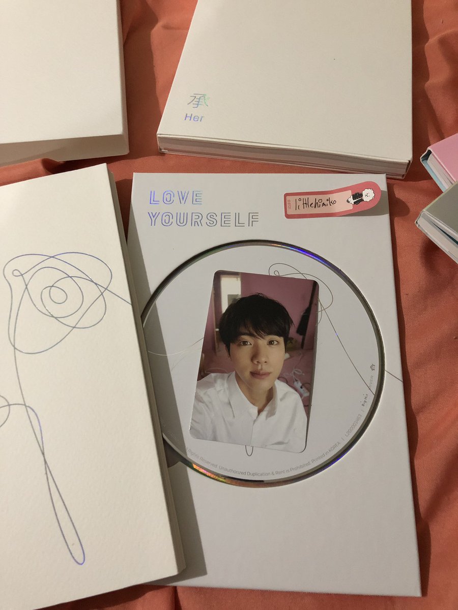 demonjje's tweet image. WTT BTS PC

love yourself: her
love yourself: tear

have:
☁️ version L jin
🖤 version U jin

want:
🤲 hobi or yoongi equivalents!

location: usa

wtt: canada only

@BTSTradingPC @BTStrading_USA @BTStrading_NA