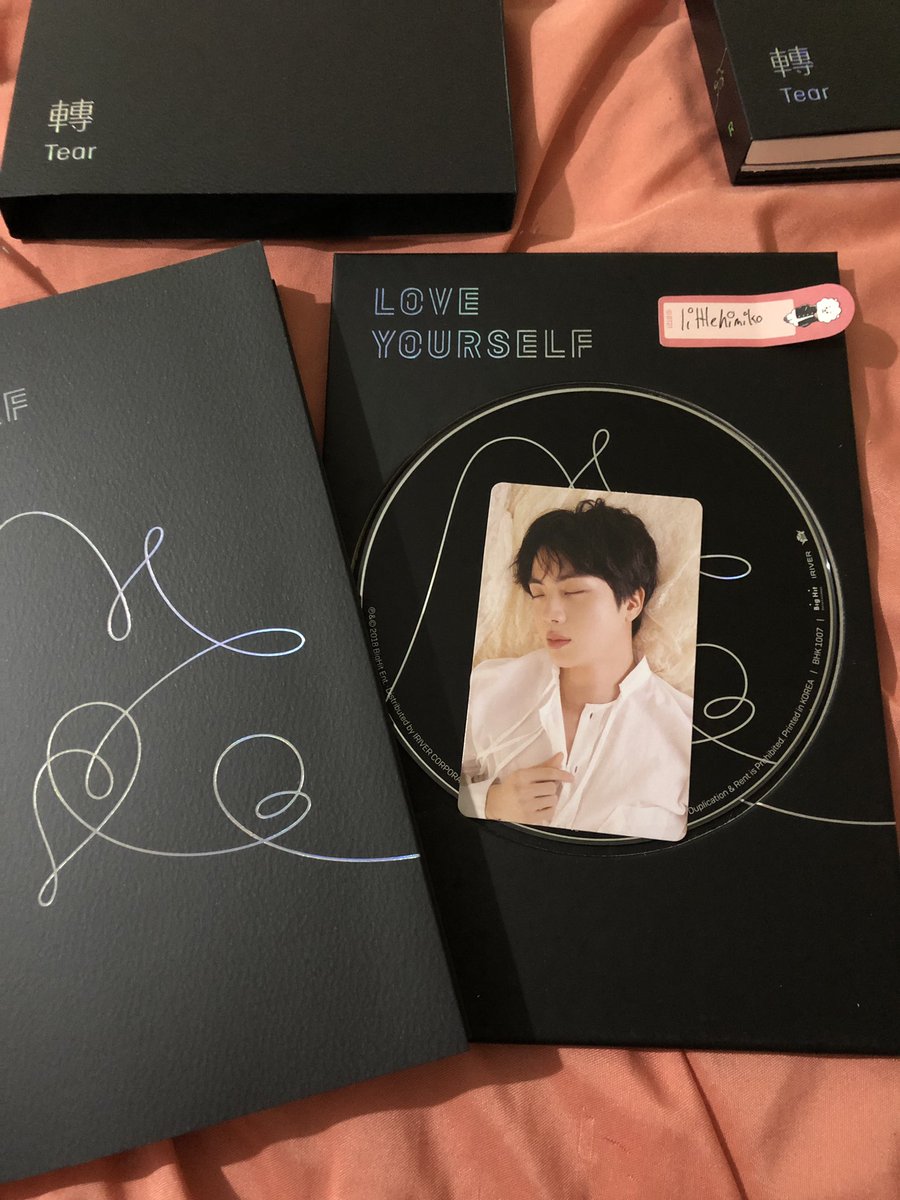 demonjje's tweet image. WTT BTS PC

love yourself: her
love yourself: tear

have:
☁️ version L jin
🖤 version U jin

want:
🤲 hobi or yoongi equivalents!

location: usa

wtt: canada only

@BTSTradingPC @BTStrading_USA @BTStrading_NA