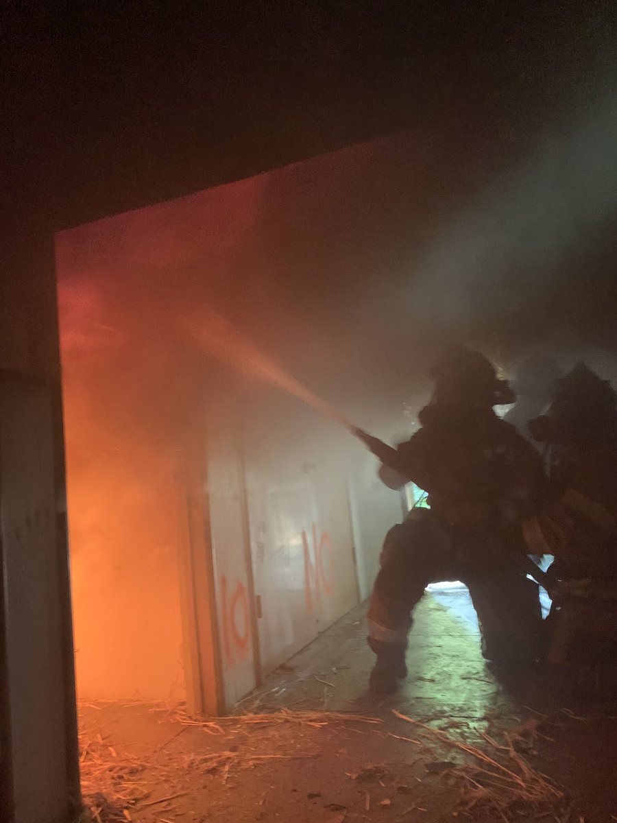 SacFirePIO's tweet photo. Members from the Sacramento Fire Department have been assisting @srvfpd with live fire training for the last two days. The experience that SFD brings will help future instructors to hone their craft. Thank you to San Ramon Valley FPD for their hospitality. https://t.co/V7sYlhlf58