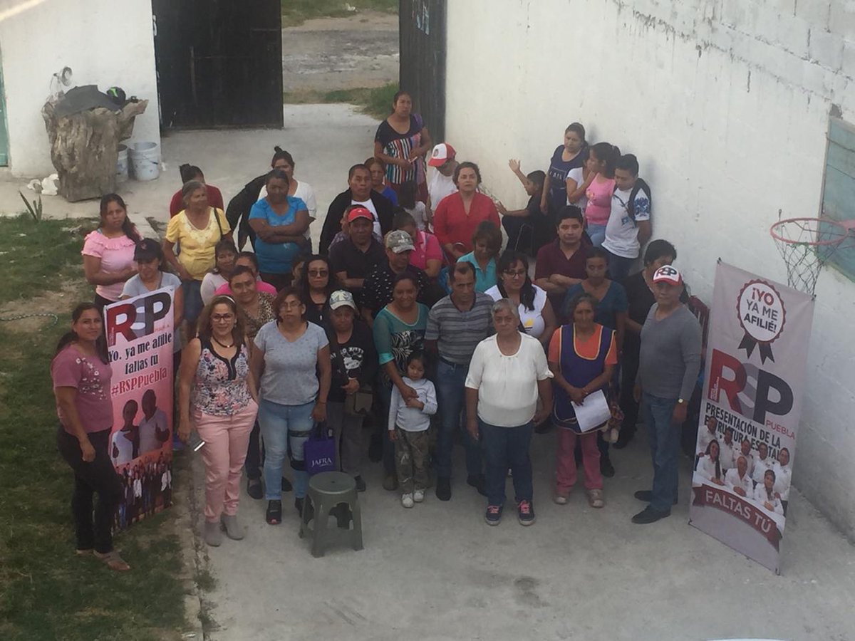 Rsp6519's tweet photo. Seguimos trabajando muy duro en aras del Partido Redes Sociales Progresistas del Estado de Puebla al sur de la ciudad.#pronto serenos partido.@rsp_pue @CiriloSalasH @MarthaMonP @othon1989 @JFernandoGS @renefuji @OthonGonzalezJ @ElbaEstherGM https://t.co/rEZJMXZ6E1