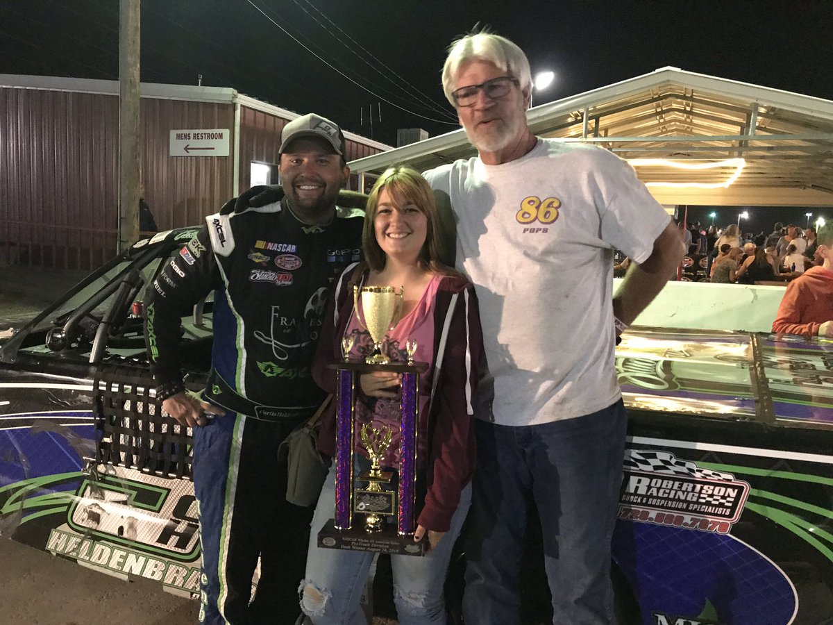 cnsracing's tweet photo. Goodnight race fans! We had an awesome night and we hope you had a goodnight too!  #cnsracing #latemodel #figure8 #protrucks #snapon #letsgoracing #nascar #winnerwinner #weloveracing  #ovaltrack #shorttrack #famousdaves #rockymountainrumble2019 https://t.co/nVY4sWQXmV