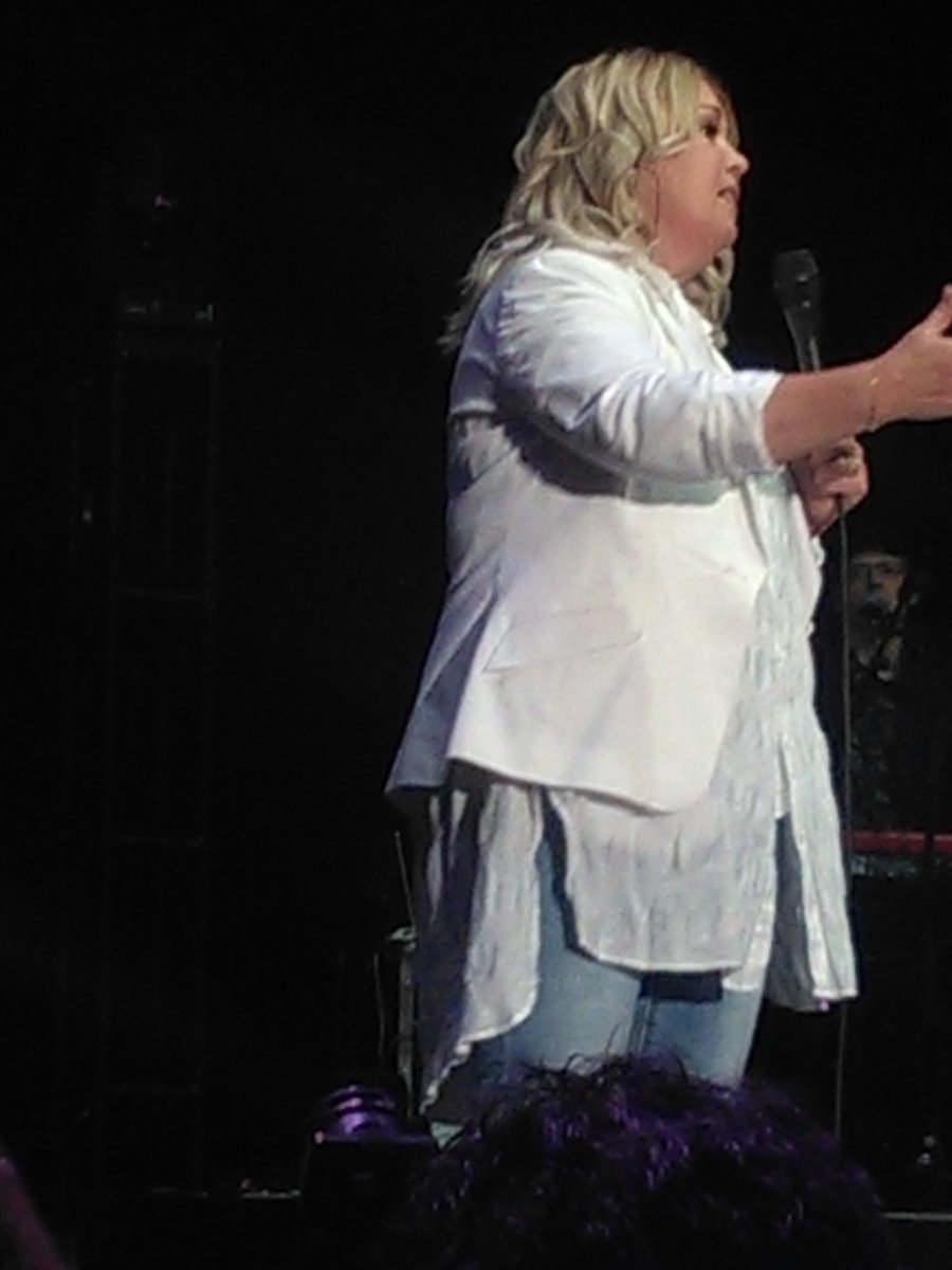 sophiefotini's tweet image. #jannarden concert at the #cne #bandshell this evening was simply divine. The first time seeing her live. Great atmosphere, great jokes, and the singing was great as well. @jannarden  You made Toronto great again!