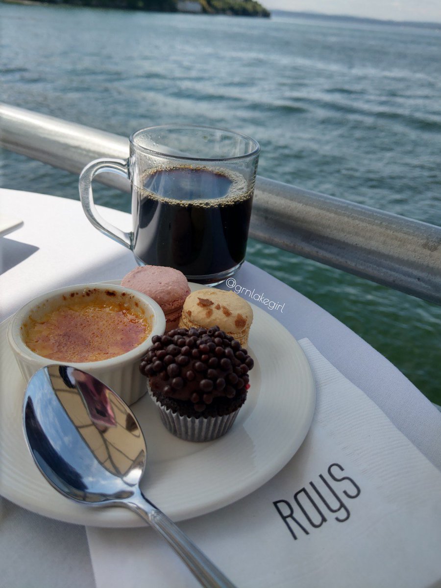 GrnLakeGirl's tweet photo. What a great day for a final #manhattan cheers to a great man.
Thank you @raysboathouse for the fabulous venue to celebrate a dear family friend. #MissYouGreg 🥃🦀
.
#raysboathouse #rayscafe #summer #seattle #stillsummer #ballard #shilsholebay #pugetsound #herefishyfishyfishy https://t.co/RI4hYFYbEw