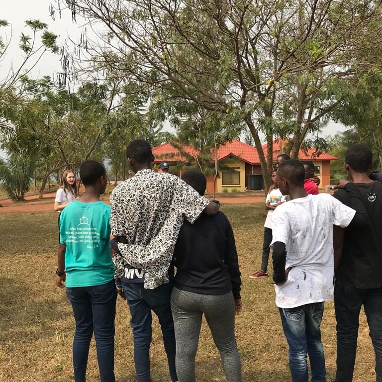 TheTribeUK's tweet photo. On Friday our #tribeUK group ran activities for the enrichment year @asyv #tribesummer19 #rwandaful #unitedsynagogue https://t.co/MUMJARNHYl