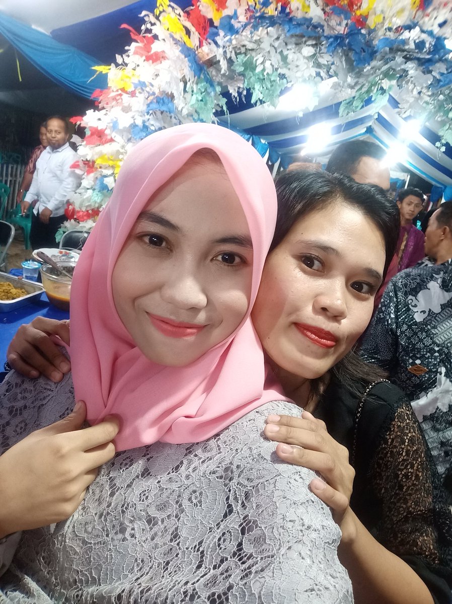 Wisrawati S bakrii (@iinbakrie) on Twitter photo 